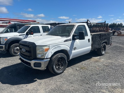 2011 Ford F-250 XL 4x2 Utility Truck (Inoperable)