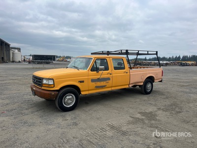 1992 Ford F-350 4x2 Crew Cab Pickup