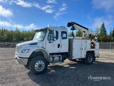 2011 Freightliner M-2 4x4 Sleeper Servicewagen