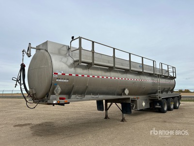 2015 Lazer 44000 L Tri/A タンクトレーラー