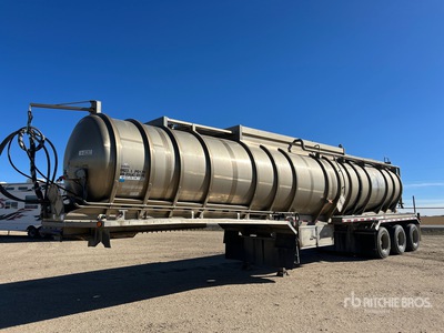 2014 Tremcar 42000 L Tri/A Tanker Trailer