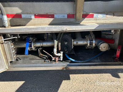 2014 Tremcar 42000 L Tri/A Tanker Trailer