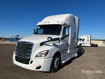 2020 Freightliner Cascadia 126 6x4 T/A Sleeper Truck Tractor