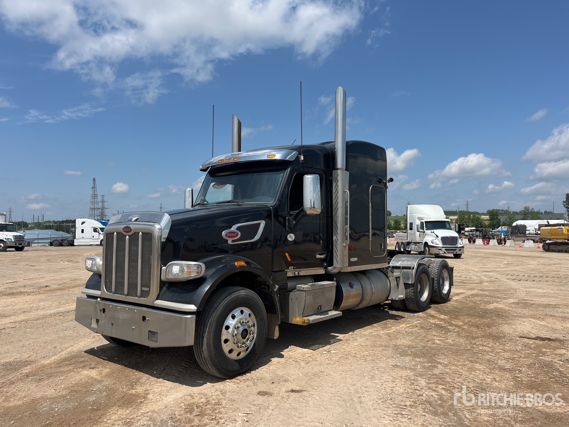 2018 Peterbilt 567 6x4 Cabina con cuccetta per trattore stradale
