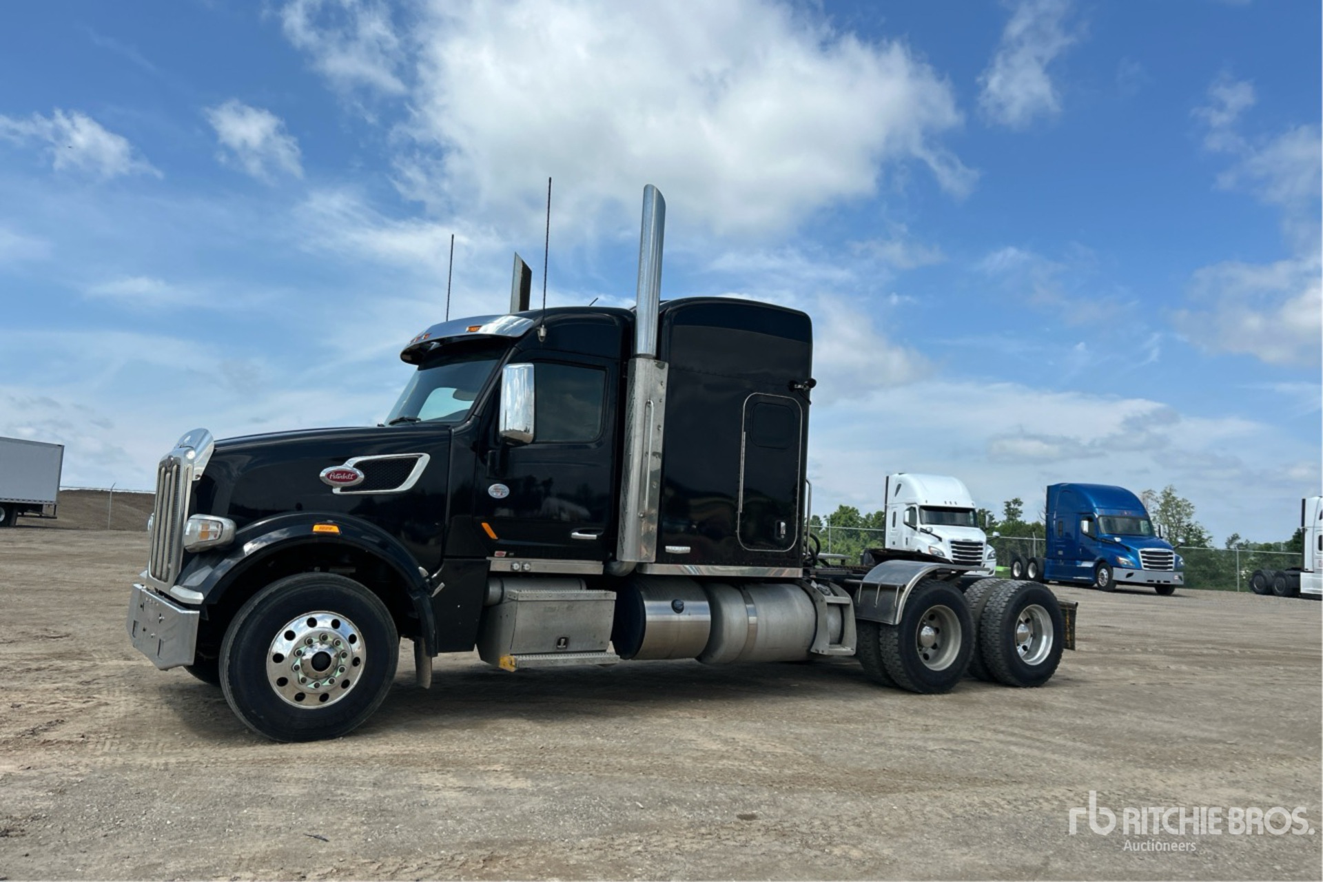 2018 Peterbilt 567 6x4 トラックトラクター（T/A）