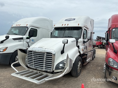 2017 Freightliner Cascadia 125 6x4 T/A Sleeper Truck Tractor (Inoperable)
