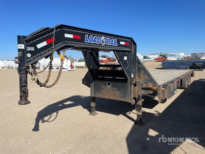 2018 Load Trail 34 ft T/A Gooseneck Plant Trailer