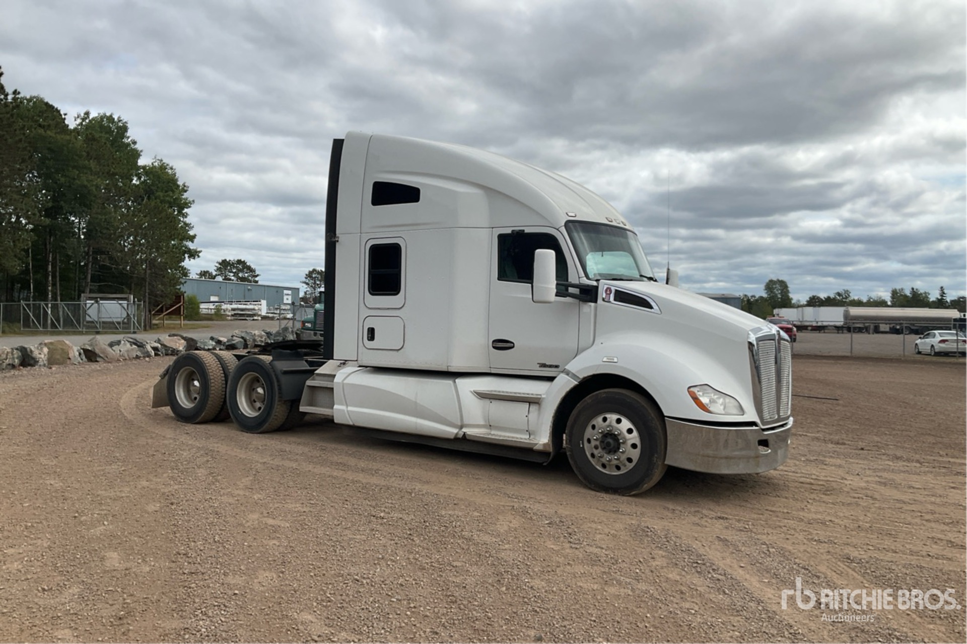2016 Kenworth T680 6x4 Autocarri - vari tipi