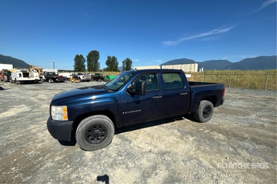 2009 Chevrolet Silverado 1500 4x2 Crew Cab Pickup