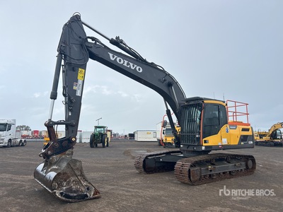 Volvo EC220DL Tracked Excavator