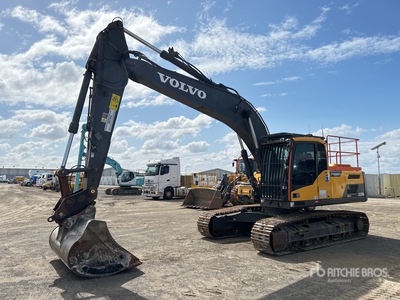Volvo EC220 DL Tracked Excavator