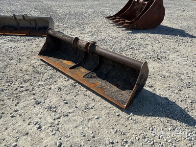 Cleanup Excavator Bucket