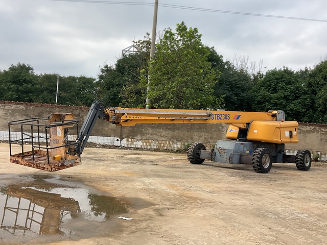 2017 XCMG GTBZ32S 4WD Diesel Telescopic Boom Lift