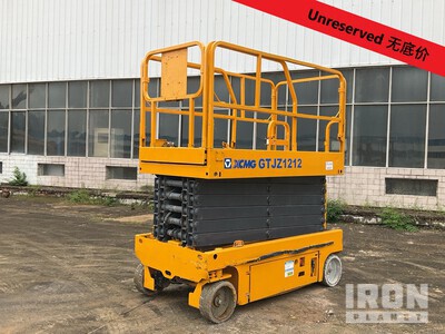 2017 XCMG GTJZ1212 Electric Scissor Lift