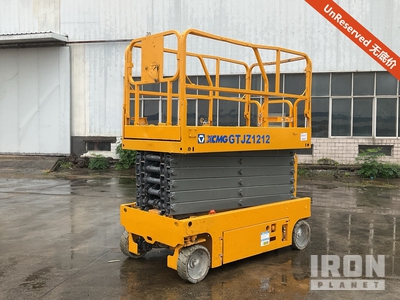 2018 XCMG GTJZ1212 Electric Scissor Lift