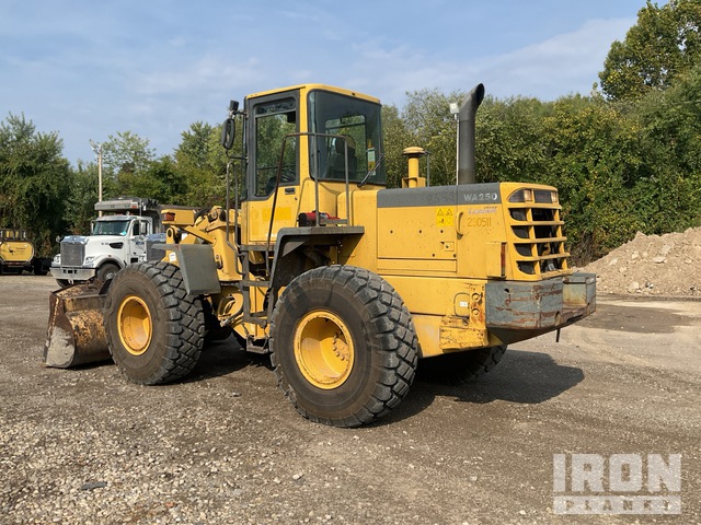 CARGADOR FRONTAL 2000 KOMATSU WA2503