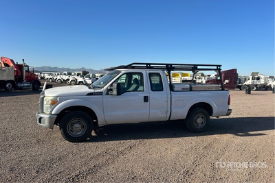 2012 Ford F-250 XL 4x2 Extended Cab Pickup