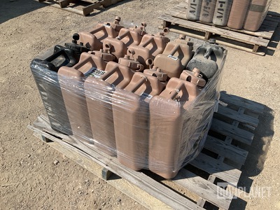 (10) Plastic Water Cans