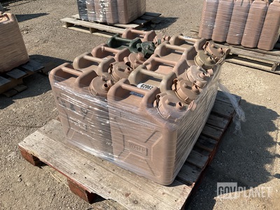 (10) Plastic Water Cans