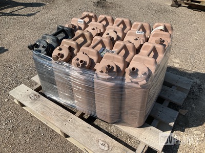 (10) Plastic Water Cans