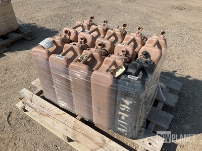 (10) Plastic Water Cans