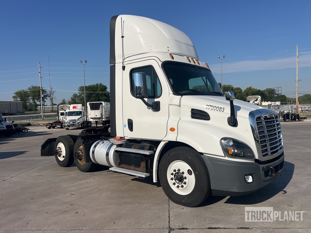 CAMIóN 2017 FREIGHTLINER