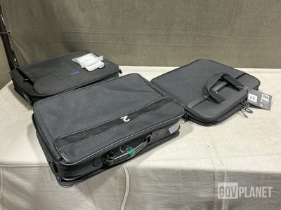 (19) Laptop Cases