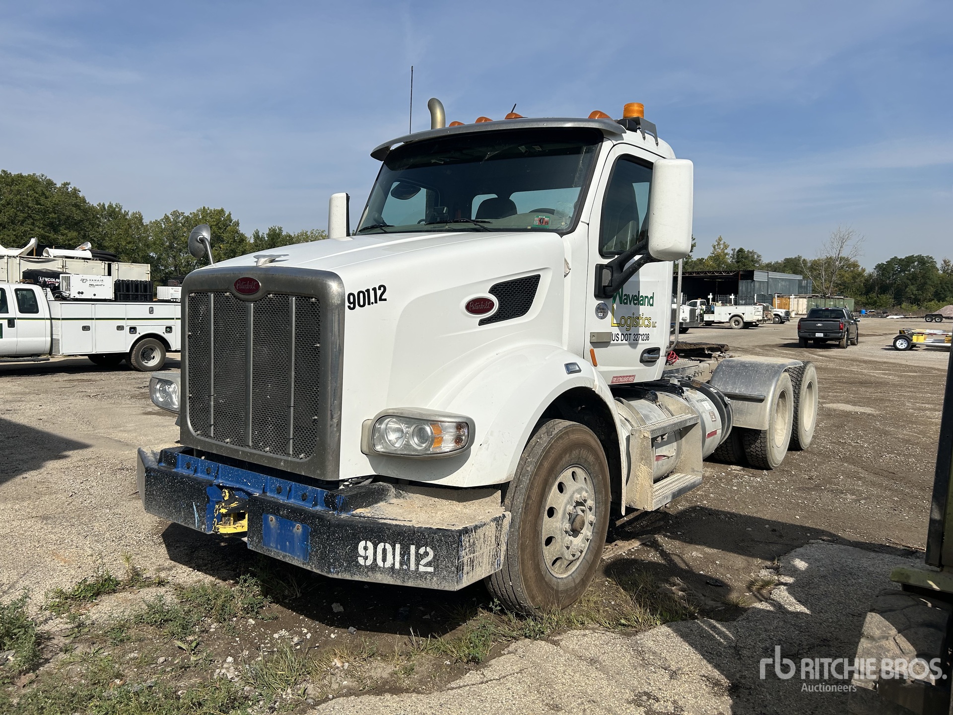 2018 Peterbilt 567 Day Cab Prime Mover