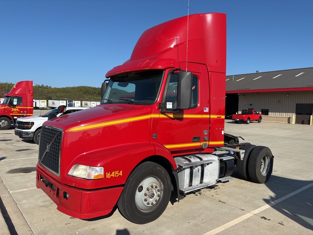 2016 Volvo VNM42T 4x2 S/A Day Cab Truck Tractor