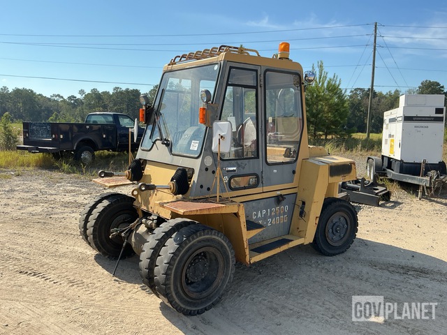 MONTACARGAS CATERPILLAR DP70