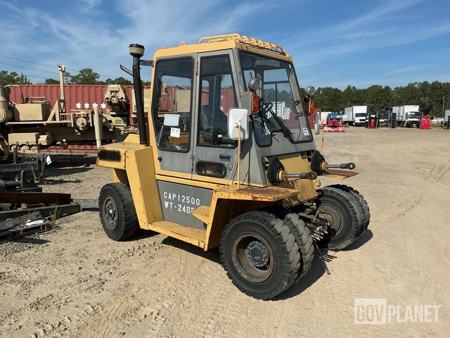 MONTACARGAS CATERPILLAR DP70