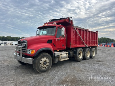 2007 Mack CV713 Granite 8x4 T/A Camión dumper