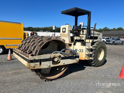 2001 Ingersoll Rand SD-100F Rullo vibrante piedimontone