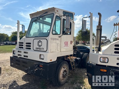 2005 Capacity TJ5000 4x2 Spotter Truck (Inoperable)