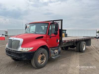 2007 International 4300 4x2 Flatbed Truck