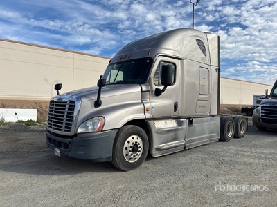 2018 Freightliner Cascadia 125 6x4 Cabeza Tractora Cabina Dormitorio