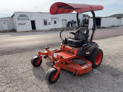 2023 Kubota Z422KWT-60 Zero-Turn Lawn Mower