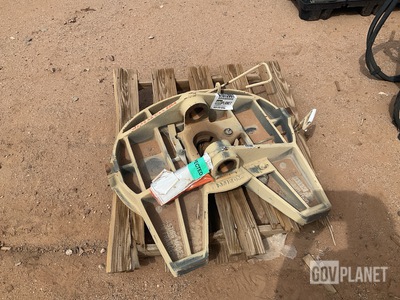 Holland FW2080-S11077 Fifth Wheel Coupling Top Plate