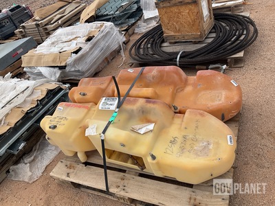 (2) AM General 12460104 Fuel Tanks