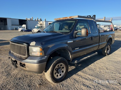 2006 Ford F-350 XLT 4x4 Extended Cab Pickup