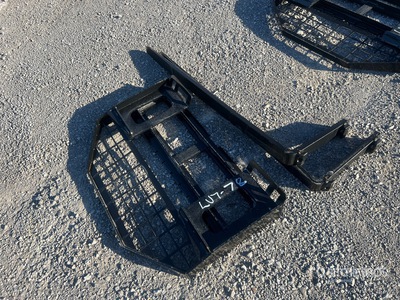 2025 GIYI GY-DHC Skid Steer Forks (Unused)