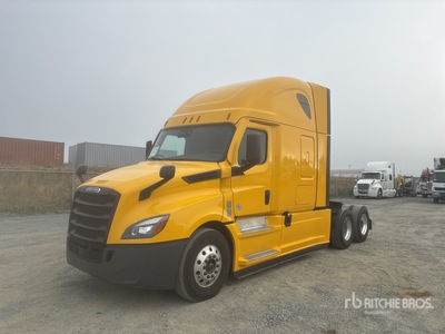 2022 Freightliner Cascadia 126 6x4 T/A Slaapcabine Trekker