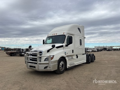 2020 Freightliner Cascadia 6x4 Sleeper Truck Tractor
