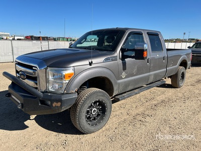 2014 Ford F-350 Lariat 4x4 Crew Cab Pickup