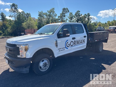2019 Ford F-350 XL 4x4 Crew Cab Flatbed Truck