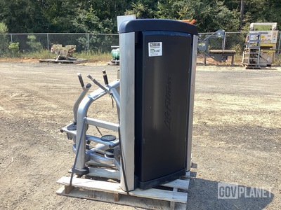 Life Fitness Exercise Equipment