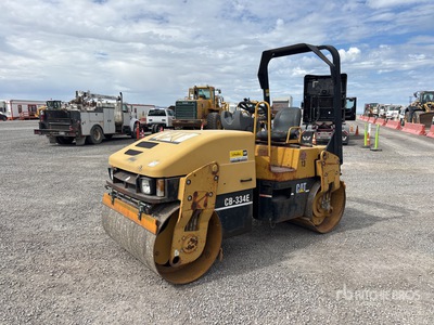 2006 Cat CB-334E Double Drum Roller