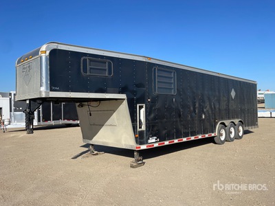 2005 Haulmark EGG85X36W 36 ft Tri/A Gooseneck Enclosed Trailer