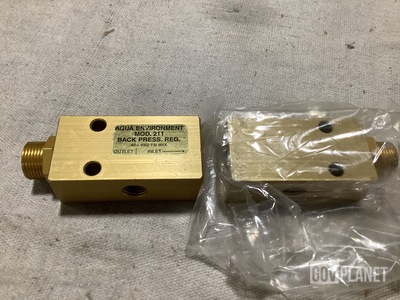 (10) Aqua Environment 211 Back Pressure Regulators