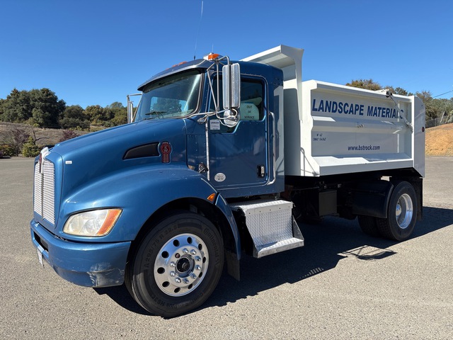 2011 Kenworth T370 4x2 S/A Dump Truck